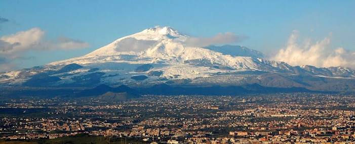Etna wciąż w granicach normy aktywnego wulkanu [Prof. Mariusz MAJDAŃSKI]