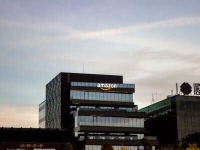 Amazon zapowiada ponad miliard dolarów dla społeczności wokół centrów danych