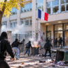 Zamieszki podczas protestów licealistów we Francji są wynikiem dziesięcioleci, w których dorośli zrezygnowali z pełnienia swojej roli wobec młodzieży [Jean-Baptiste NOUAILHAC]